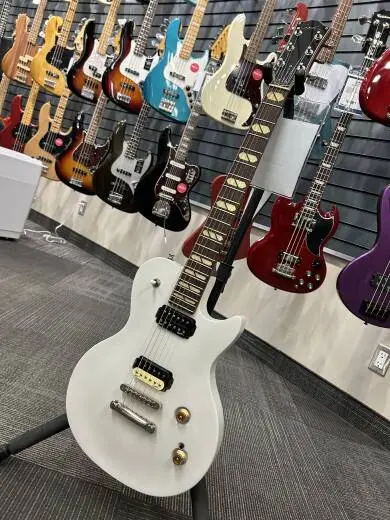 Godin Guitars -  SUMMIT CLASSIC HT TR WHITE W/GB 2